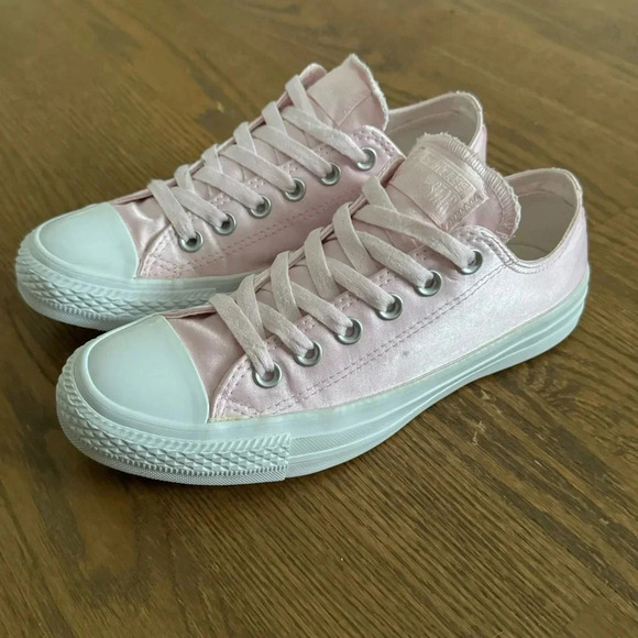 Converse Chuck Taylor All Star Ox Women's ShoesSatin Arctic Pink/White size 7 - Picture 8 of 15